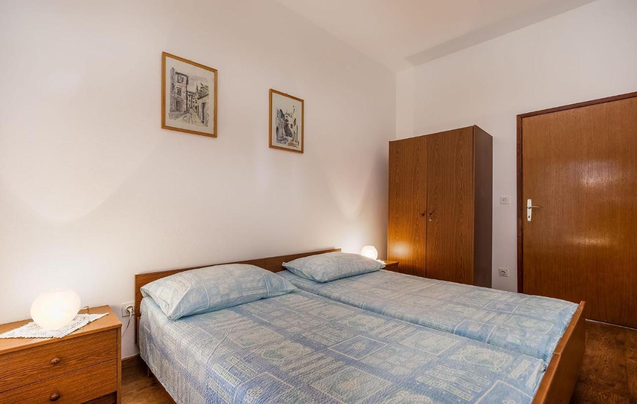 Marijana Apartment Porec Exterior photo